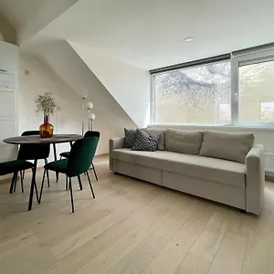  Apartamento Charming Duplex On The Canal Bélgica